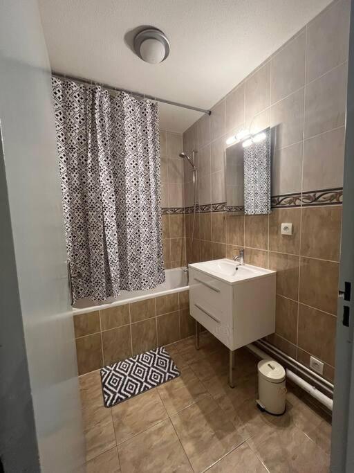 Charmant T2 + Parking Et Balcon Apartment Strasbourg Luaran gambar